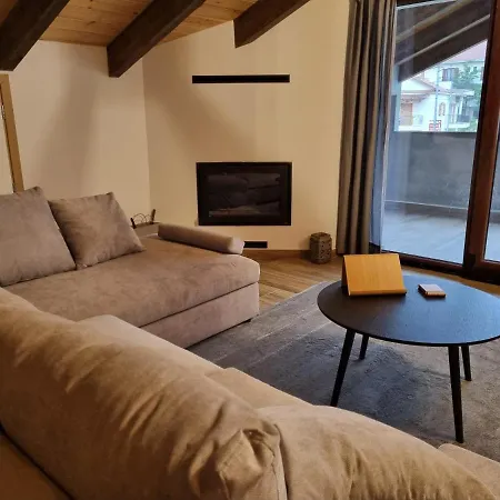 Chalé ερυθρελάτη