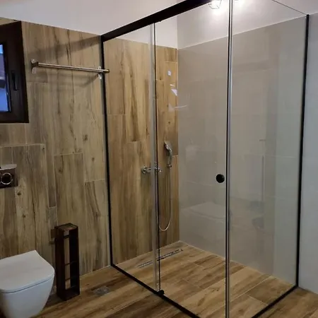 Domek alpejski ερυθρελάτη *