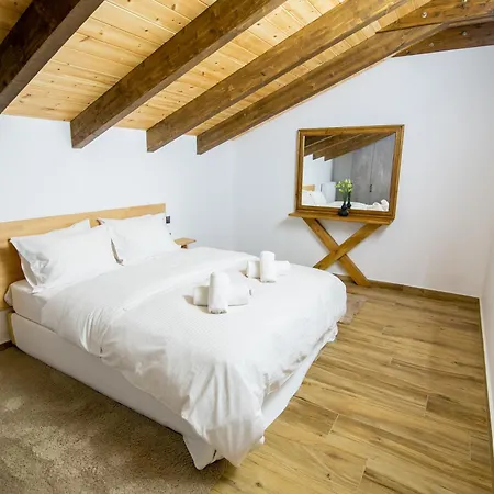 ερυθρελάτη Kalavryta