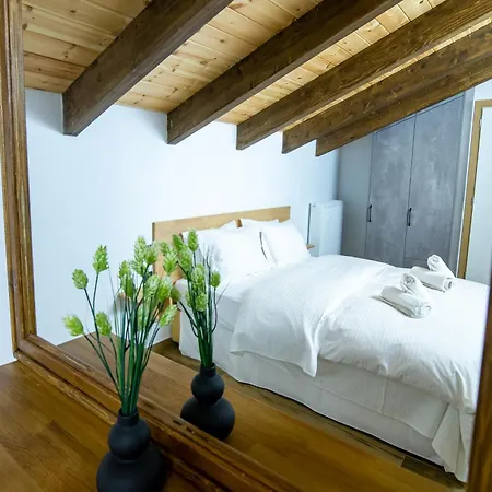 Chalé ερυθρελάτη