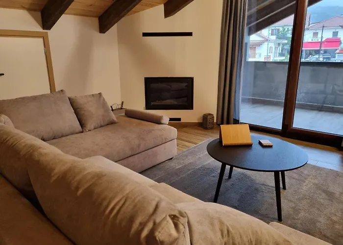 Chalet ερυθρελάτη