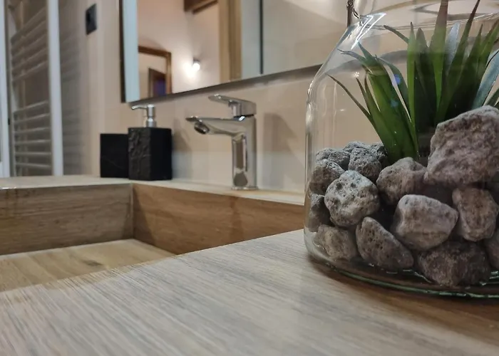 Chalet ερυθρελάτη *