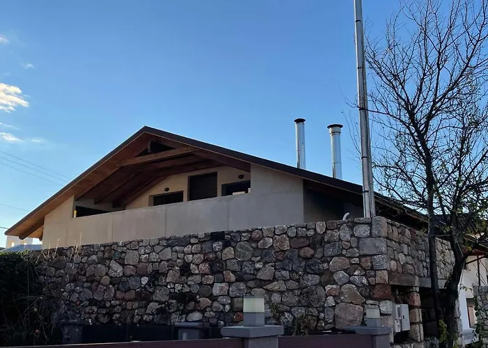 ερυθρελάτη Alpehytte Kalavryta